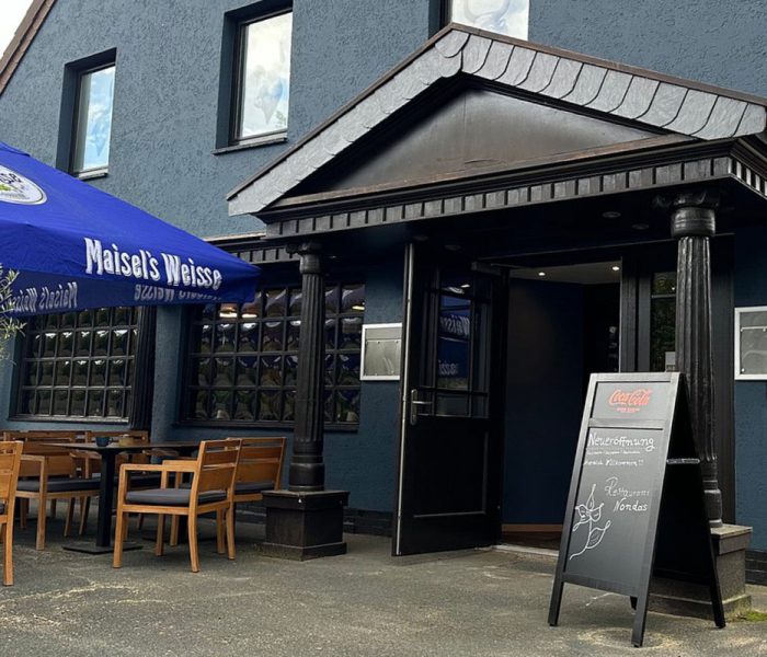 Restaurant-Nondas-in-Hannover-Bothfeld-Biergarten