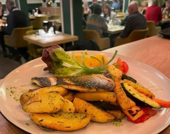 Restaurant-Nondas-in-Hannover-Bothfeld-griechisches-ambiente